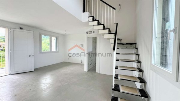 appartamento in vendita a Montescudo-Monte Colombo in zona Montescudo