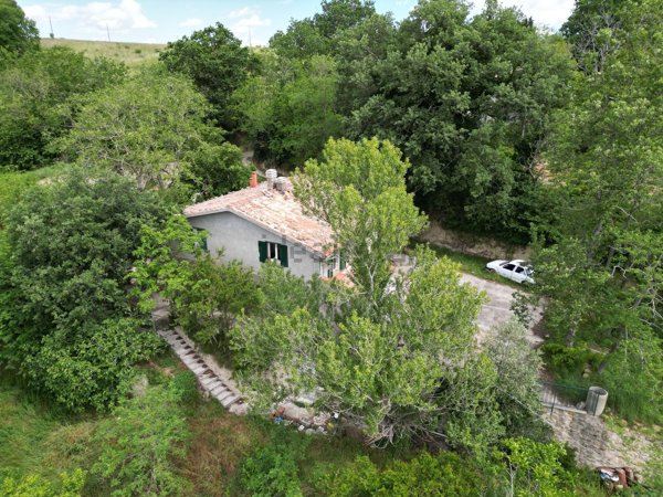 casa indipendente in vendita a Montescudo-Monte Colombo in zona Montescudo