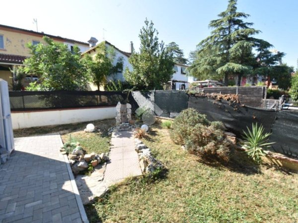 appartamento in vendita a Montescudo-Monte Colombo in zona San Savino