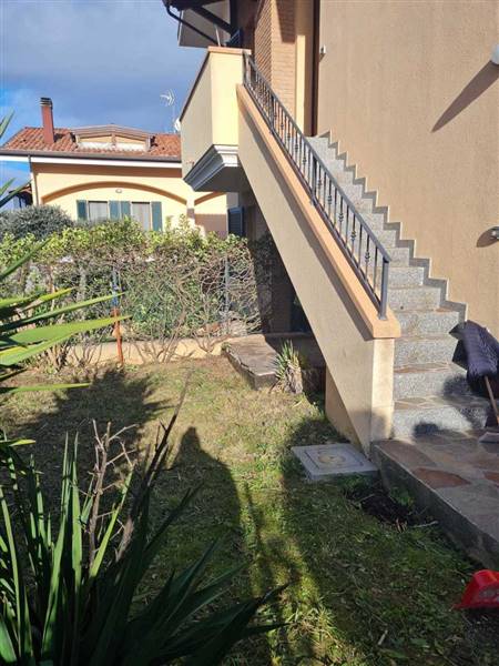 casa indipendente in vendita a Montescudo-Monte Colombo in zona Trarivi