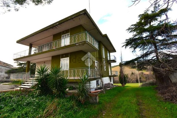 appartamento in vendita a Montescudo-Monte Colombo in zona Montescudo