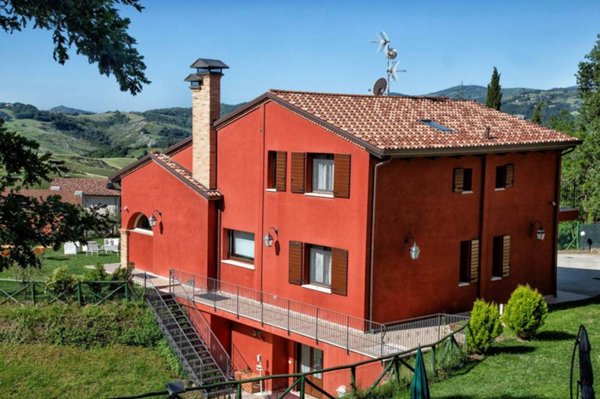 casa indipendente in vendita a Montescudo-Monte Colombo in zona Montescudo