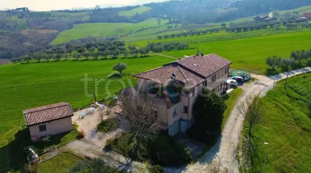 casa indipendente in vendita a Montescudo-Monte Colombo in zona Montescudo