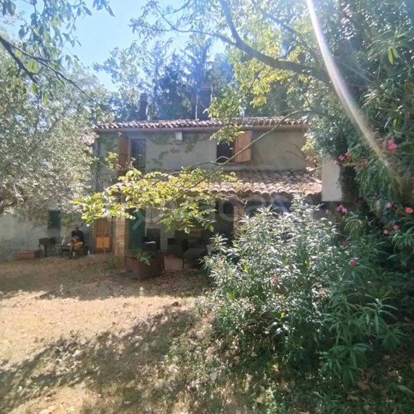 casa indipendente in vendita a Montescudo-Monte Colombo in zona Montescudo