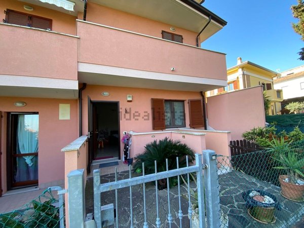appartamento in vendita a Montescudo-Monte Colombo