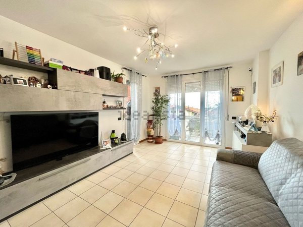 appartamento in vendita a Montescudo-Monte Colombo in zona Trarivi