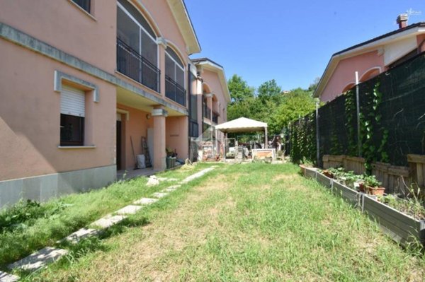 appartamento in vendita a Montescudo-Monte Colombo in zona Taverna