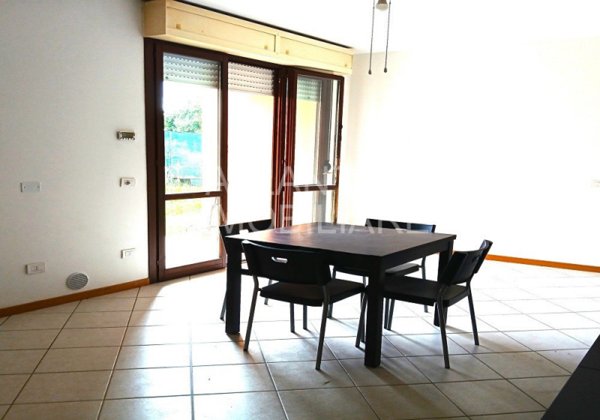appartamento in vendita a Montescudo-Monte Colombo in zona Taverna
