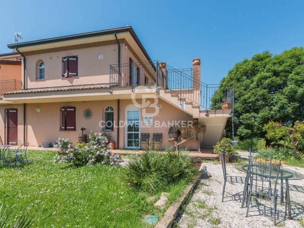 casa indipendente in vendita a Montescudo-Monte Colombo in zona Montescudo