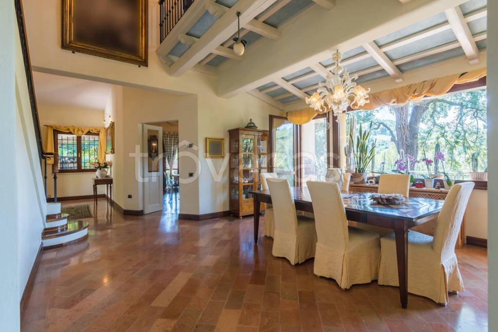 casa indipendente in vendita a Montescudo-Monte Colombo in zona Montescudo