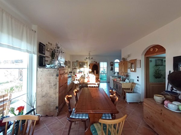 casa indipendente in vendita a Montescudo-Monte Colombo in zona Monte Colombo