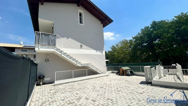 appartamento in vendita a Montescudo-Monte Colombo in zona Montescudo