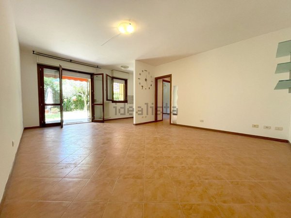 appartamento in vendita a Montescudo-Monte Colombo in zona Montescudo