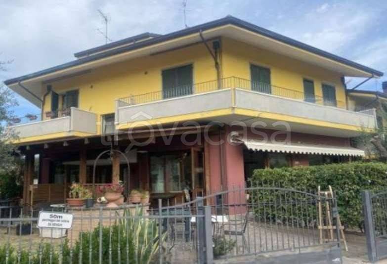 negozio in vendita a Montescudo-Monte Colombo