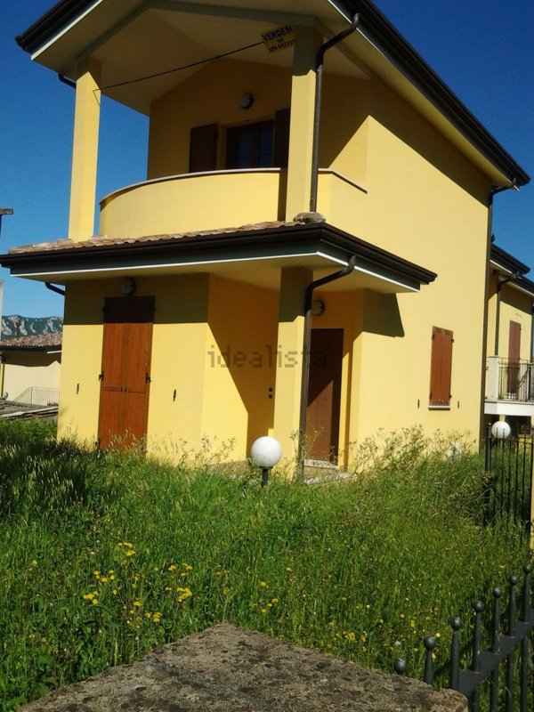 casa indipendente in vendita a Montescudo-Monte Colombo in zona Montescudo
