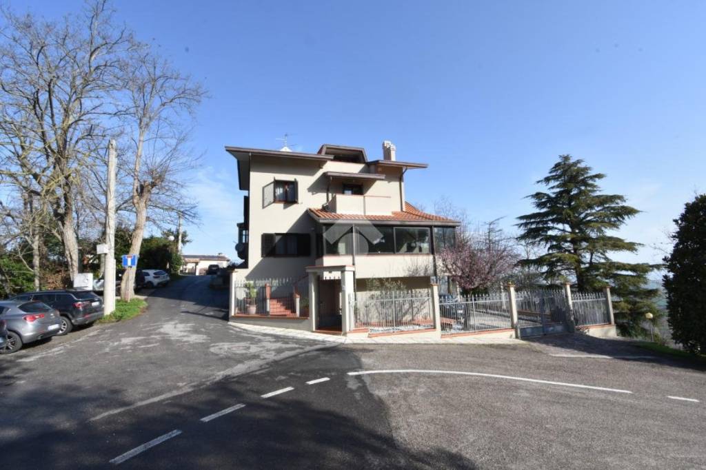 casa indipendente in vendita a Montescudo-Monte Colombo