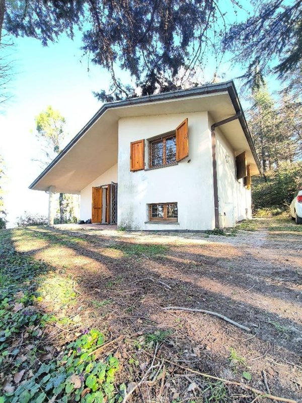 casa indipendente in vendita a Montescudo-Monte Colombo in zona Montescudo