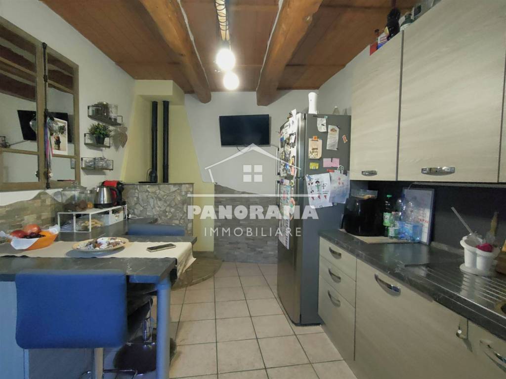 casa indipendente in vendita a Montescudo-Monte Colombo in zona Montescudo