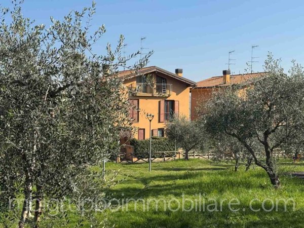 casa indipendente in vendita a Montescudo-Monte Colombo in zona Monte Colombo