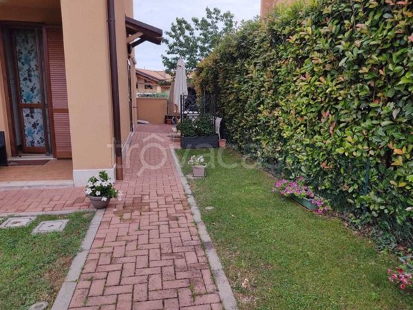 casa indipendente in vendita a Montescudo-Monte Colombo in zona San Savino