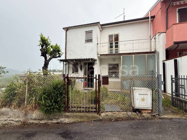 casa indipendente in vendita a Montescudo-Monte Colombo