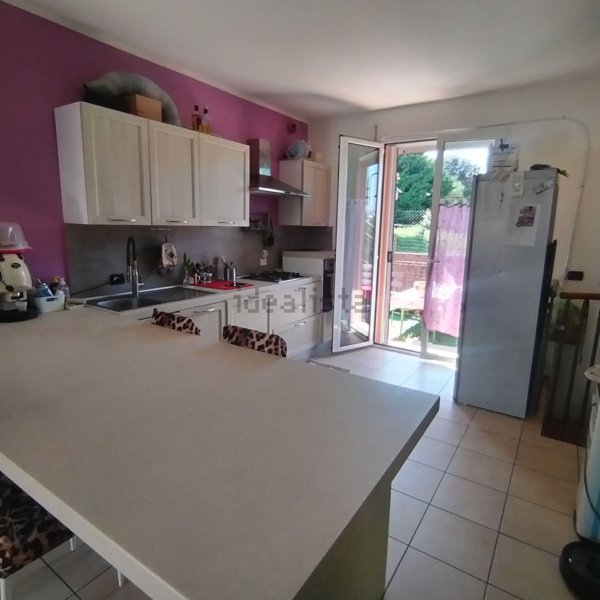 appartamento in vendita a Montescudo-Monte Colombo in zona Trarivi