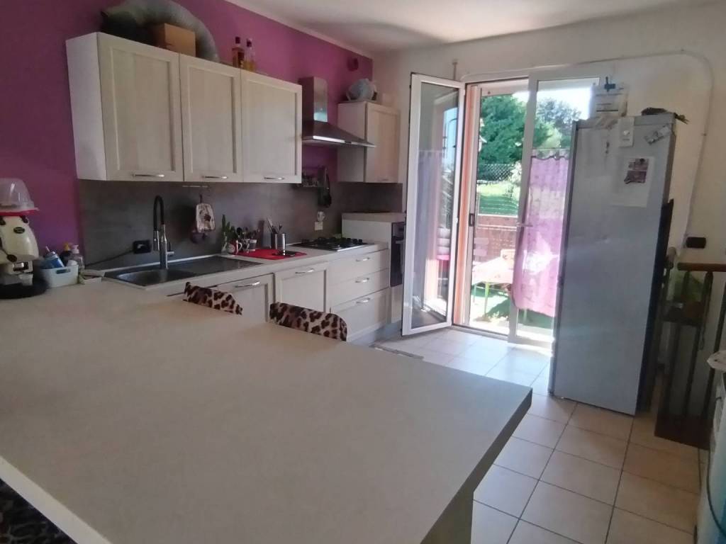 appartamento in vendita a Montescudo-Monte Colombo in zona Trarivi