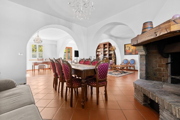 casa indipendente in vendita a Montescudo-Monte Colombo in zona Montescudo