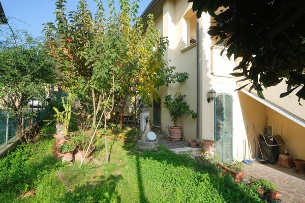 casa indipendente in vendita a Montescudo-Monte Colombo in zona Taverna