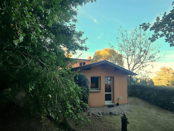 casa indipendente in vendita a Montescudo-Monte Colombo in zona Montescudo