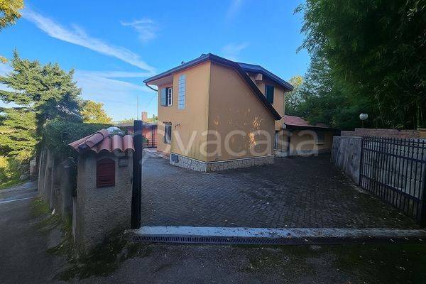 casa indipendente in vendita a Montescudo-Monte Colombo in zona Trarivi