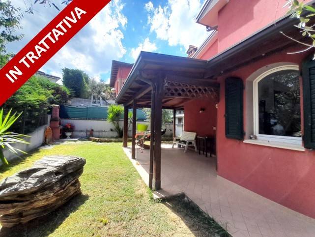 casa indipendente in vendita a Montescudo-Monte Colombo in zona Trarivi