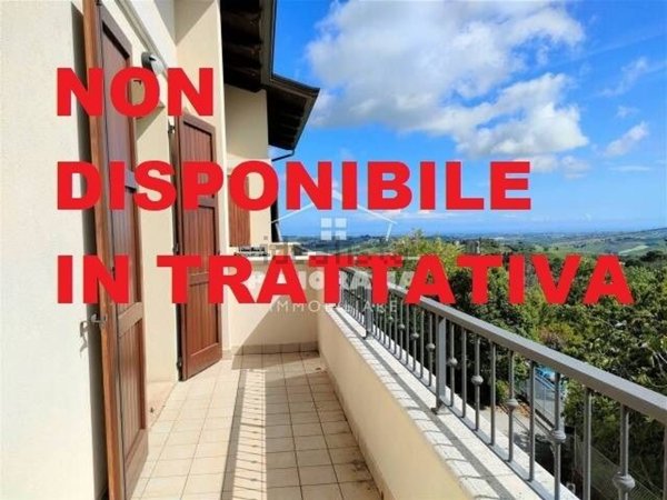 appartamento in vendita a Montescudo-Monte Colombo in zona Monte Colombo