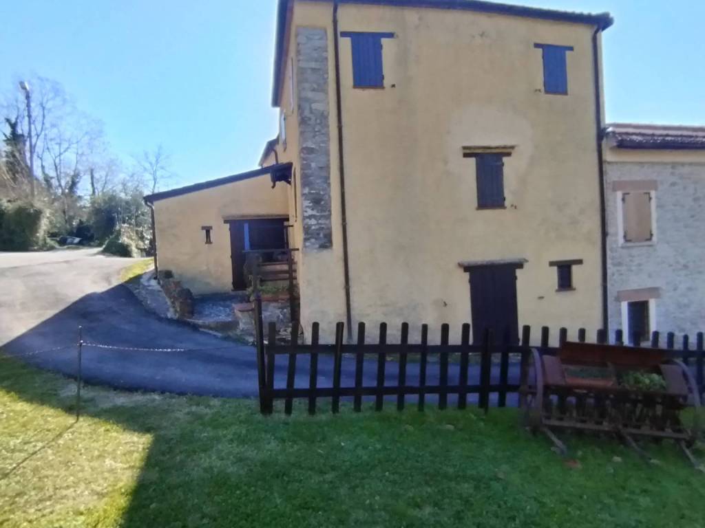 casa indipendente in vendita a Montescudo-Monte Colombo