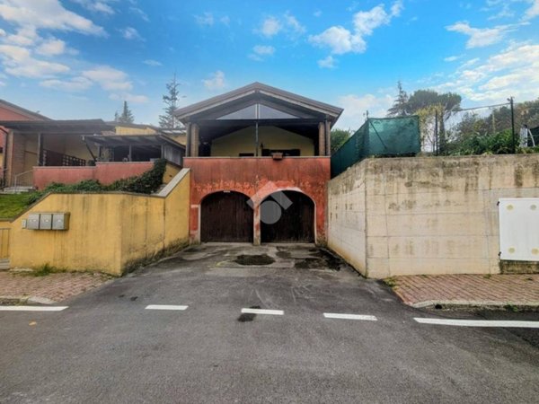 appartamento in vendita a Montescudo-Monte Colombo in zona Montescudo