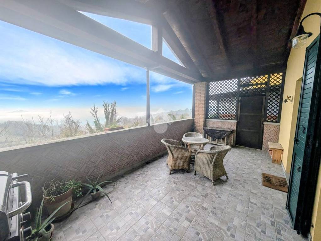 appartamento in vendita a Montescudo-Monte Colombo in zona Montescudo