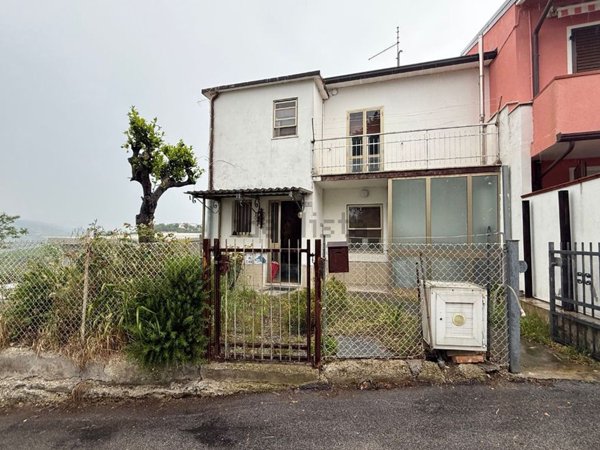 casa indipendente in vendita a Montescudo-Monte Colombo