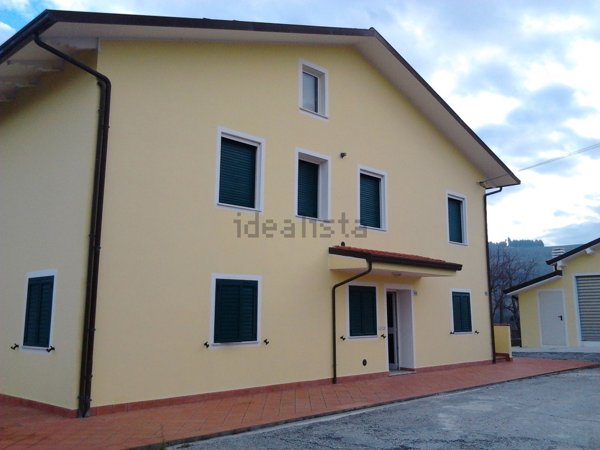 casa indipendente in vendita a Montescudo-Monte Colombo