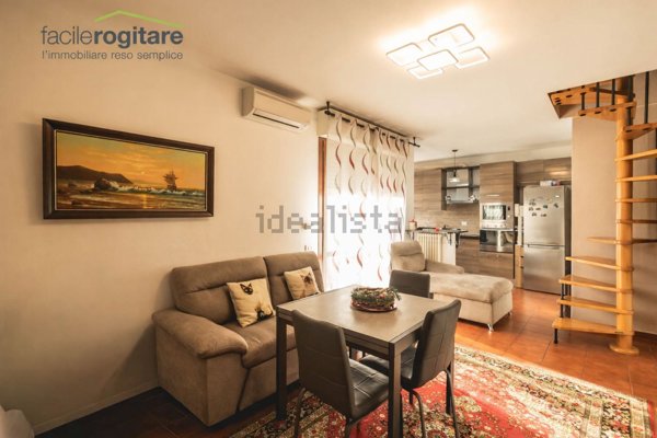 appartamento in vendita a Montescudo-Monte Colombo in zona Montescudo