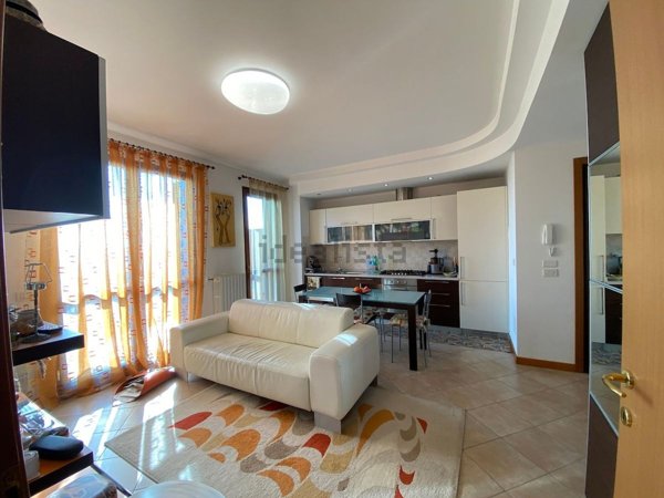 appartamento in vendita a Montescudo-Monte Colombo in zona San Savino