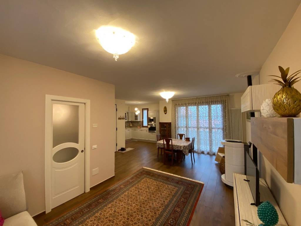 appartamento in vendita a Montescudo-Monte Colombo in zona San Savino