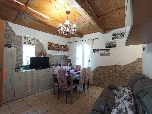 appartamento in vendita a Montescudo-Monte Colombo in zona Trarivi