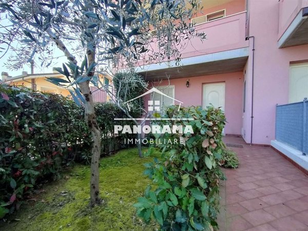 appartamento in vendita a Montescudo-Monte Colombo in zona San Savino