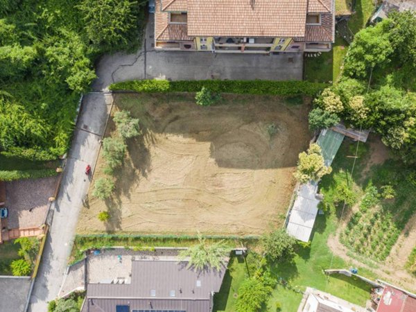 terreno edificabile in vendita a Montescudo-Monte Colombo in zona Montescudo