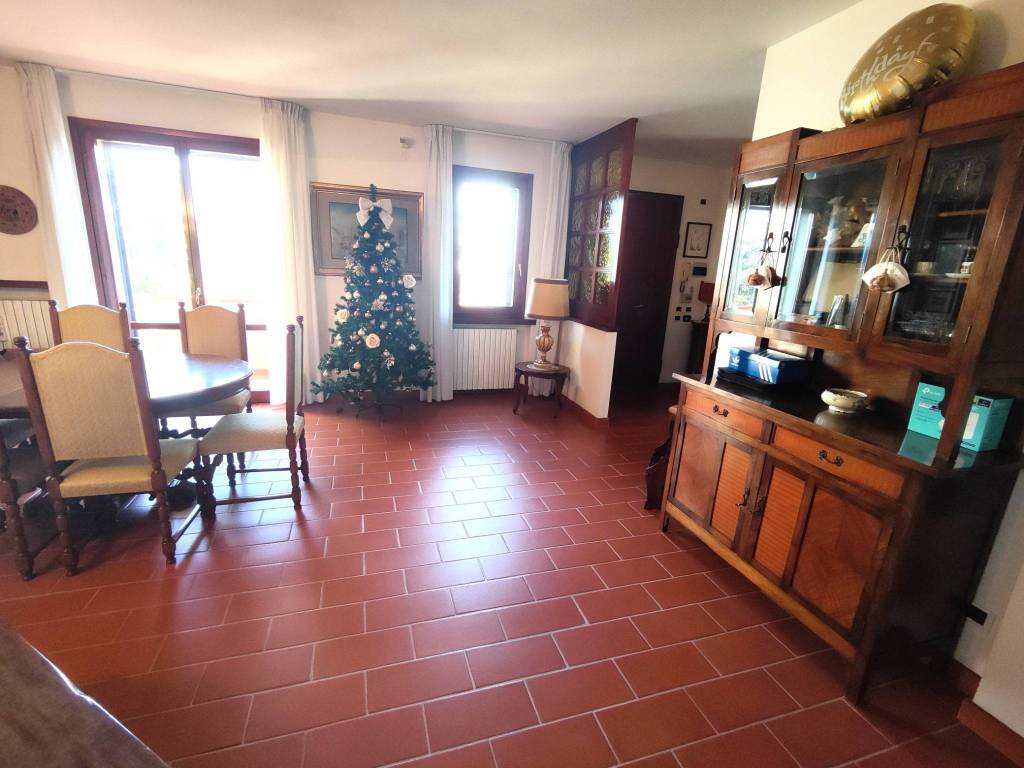casa indipendente in vendita a Montescudo-Monte Colombo in zona Montescudo