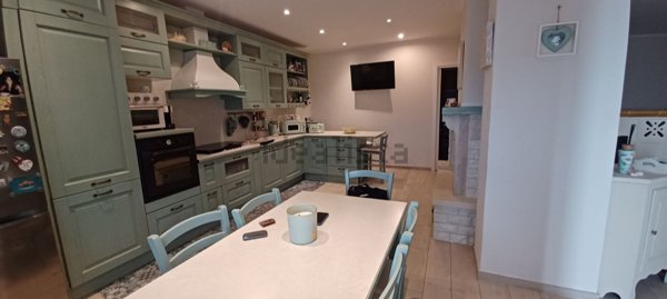 appartamento in vendita a Montescudo-Monte Colombo in zona Montescudo