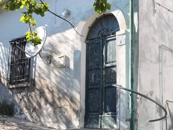 casa indipendente in vendita a Montescudo-Monte Colombo in zona Monte Colombo
