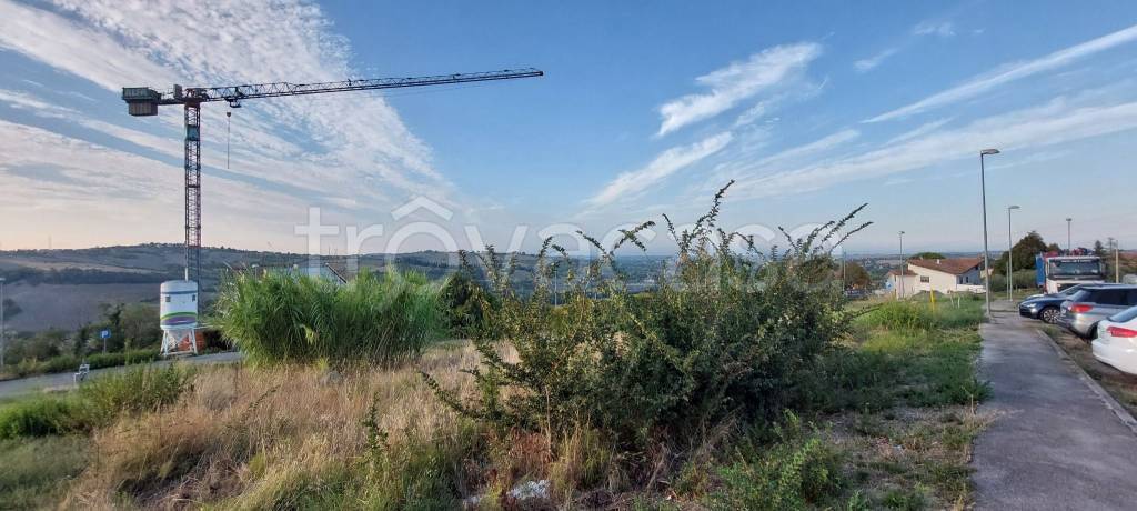 terreno edificabile in vendita a Montescudo-Monte Colombo in zona Montescudo
