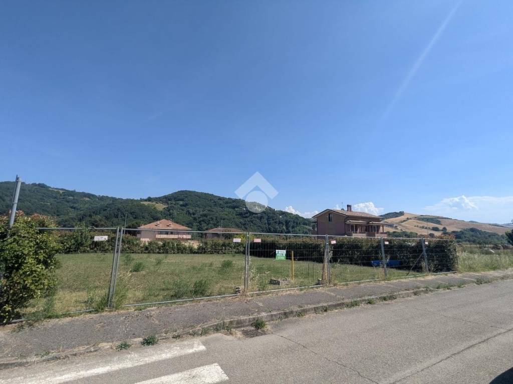 terreno edificabile in vendita a Montescudo-Monte Colombo in zona Taverna