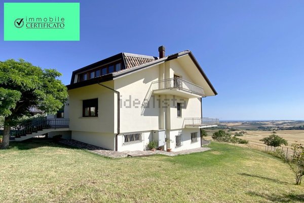 casa indipendente in vendita a Montescudo-Monte Colombo in zona Croce